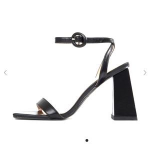 NEW RAID Clair Block Heel In Black Size 7.5